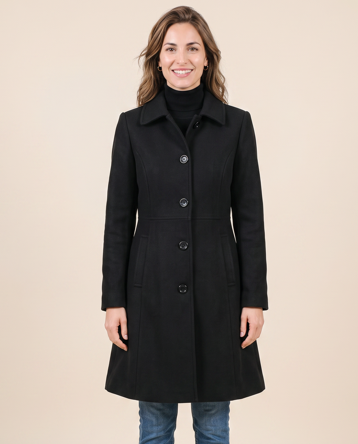 Manteau d'hiver cintré pour femme VELENTI MODA à simple boutonnage, coloris noir, vue de face.